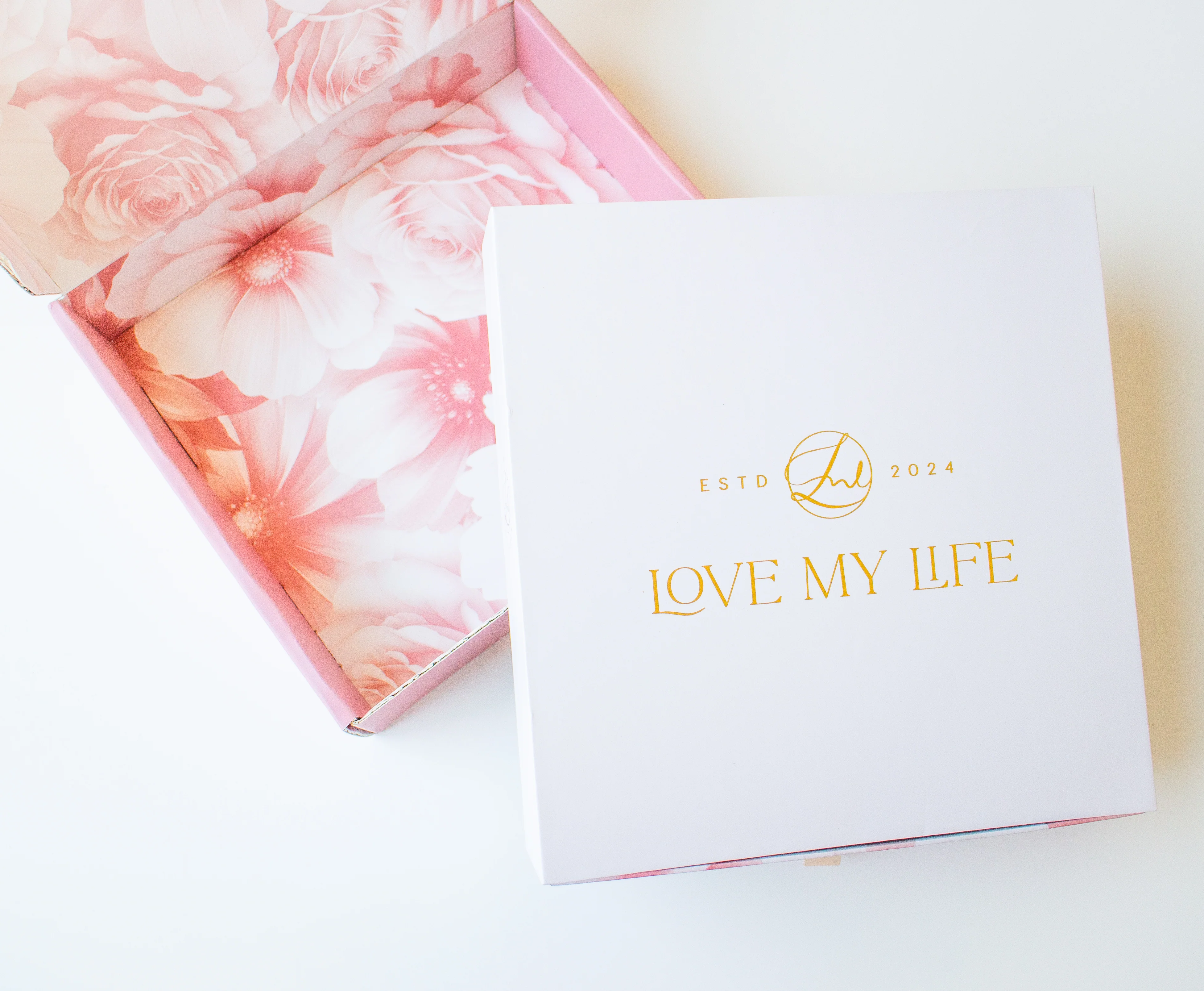 2026 Signature Planner for Busy Moms - Nurture Relationships, Create Memories, Organize Daily & Monthly with Tips, Event Worksheets, and Beautiful Designs - Image 10